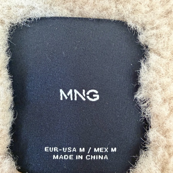 NWOT Mango Shearling-lined fur-effect coat - size M - Picture 4 of 12